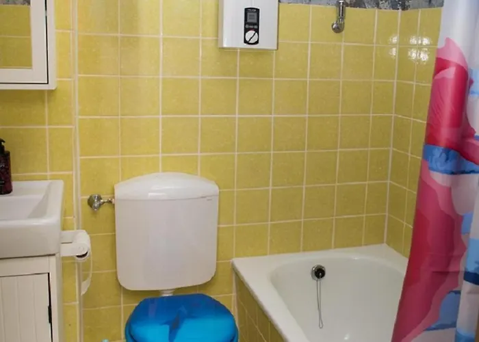 شقة Kajuete C 17 *